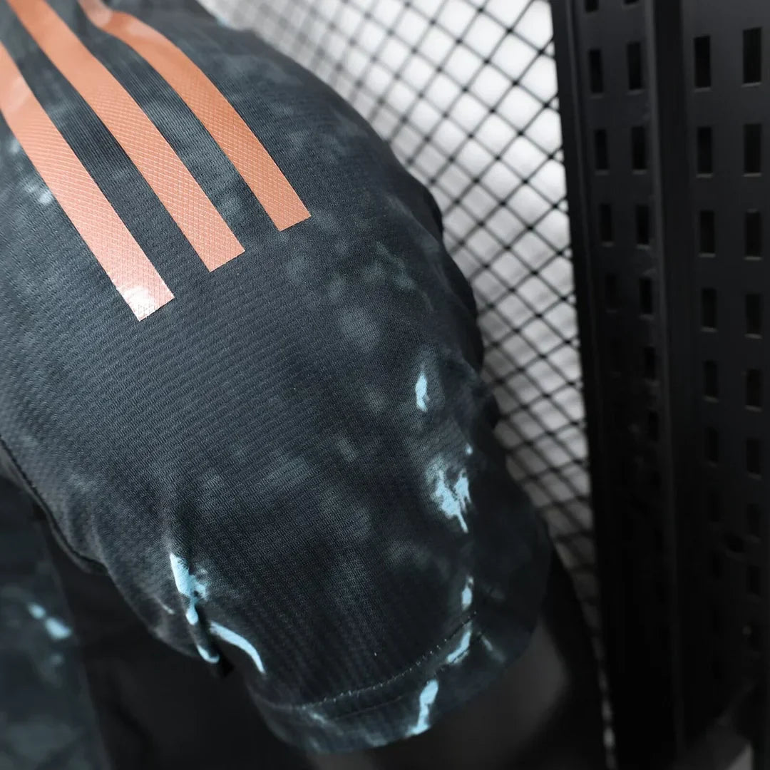 24/25 Bayern Munchen Limited Jersey