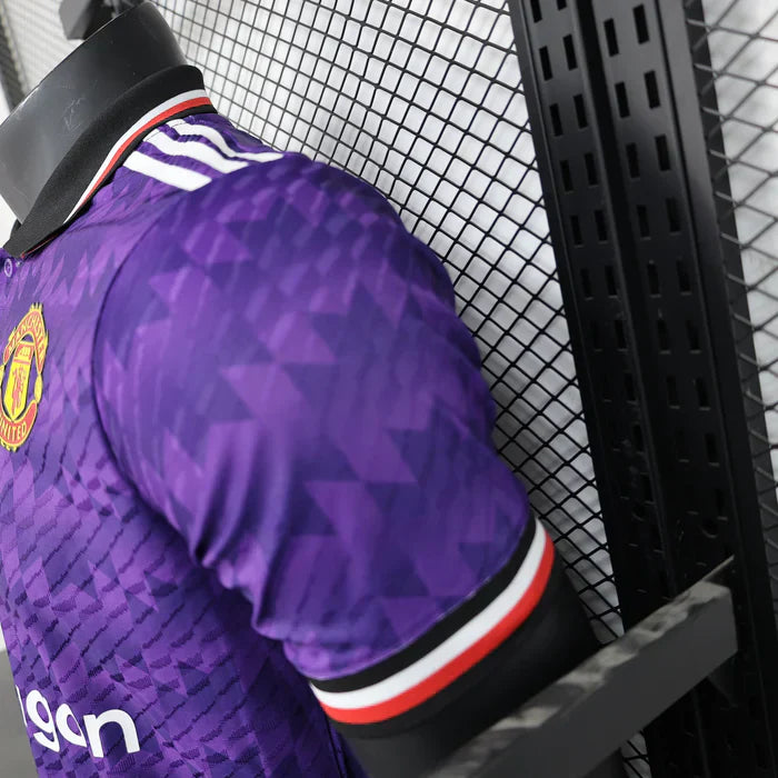 Manchester United "Midnight Essence" Limited Jersey
