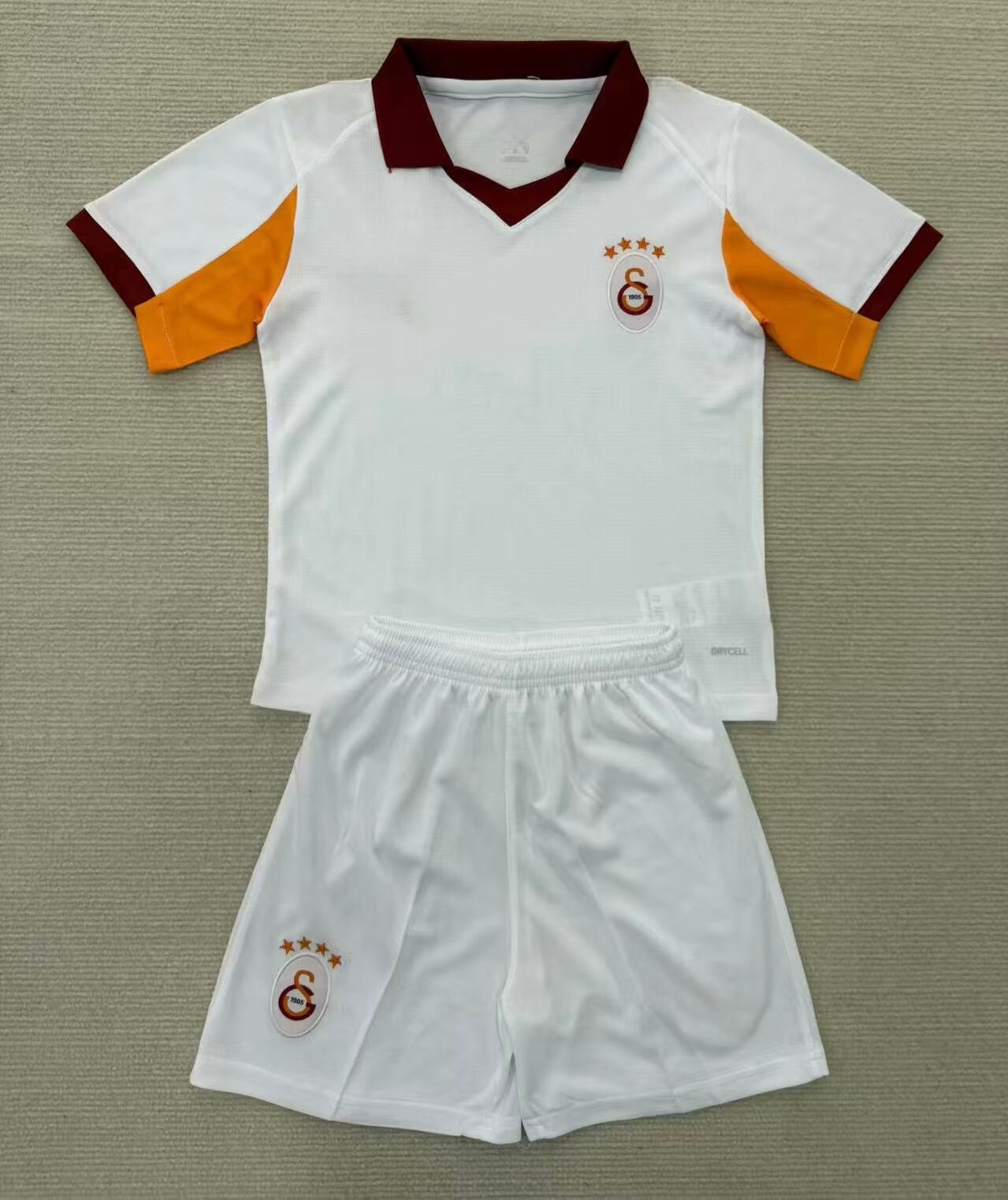 Galatasaray Kids Uitsetje 25/26