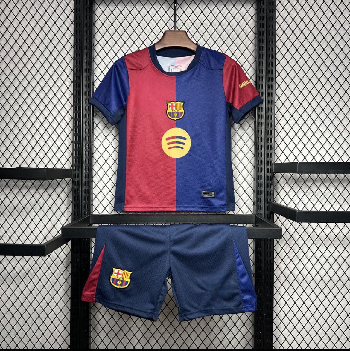 Barcelona Thuissetje 24/25