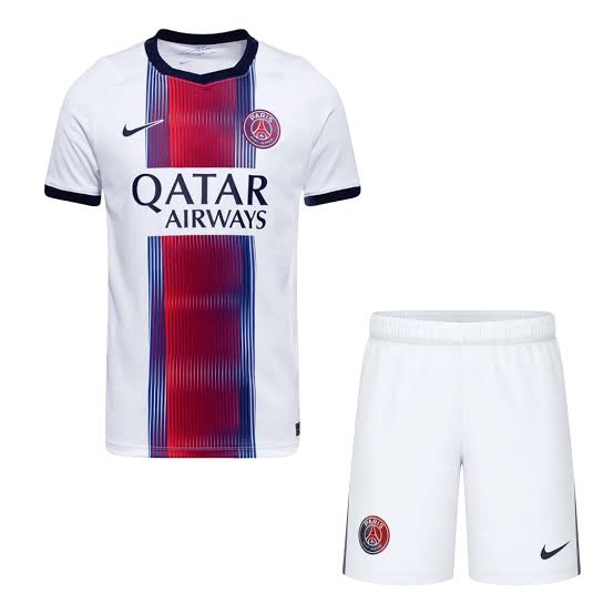 Witte PSG voetbalset met shirt en short