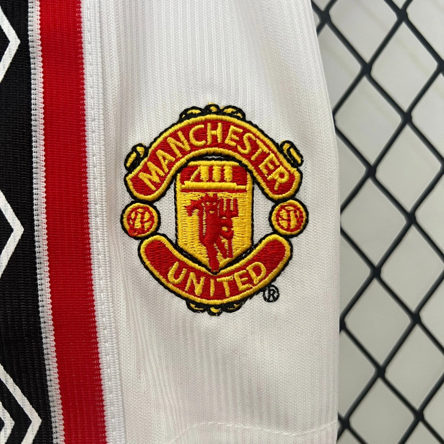 Manchester United 98/99 Home Jersey Kids Size