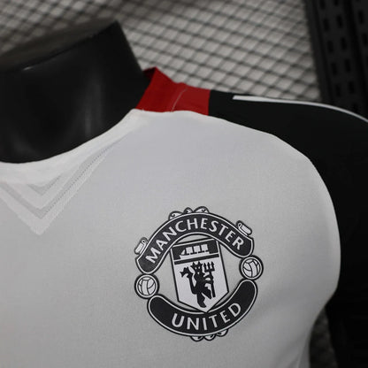 24/25 Manchester United Pre-match kit