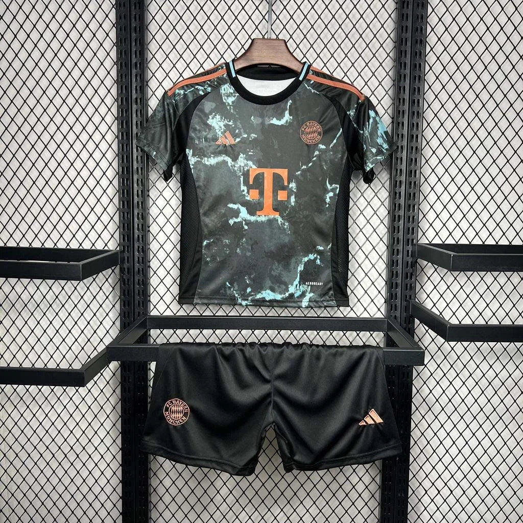 24/25 Bayern Munich Away Tenue