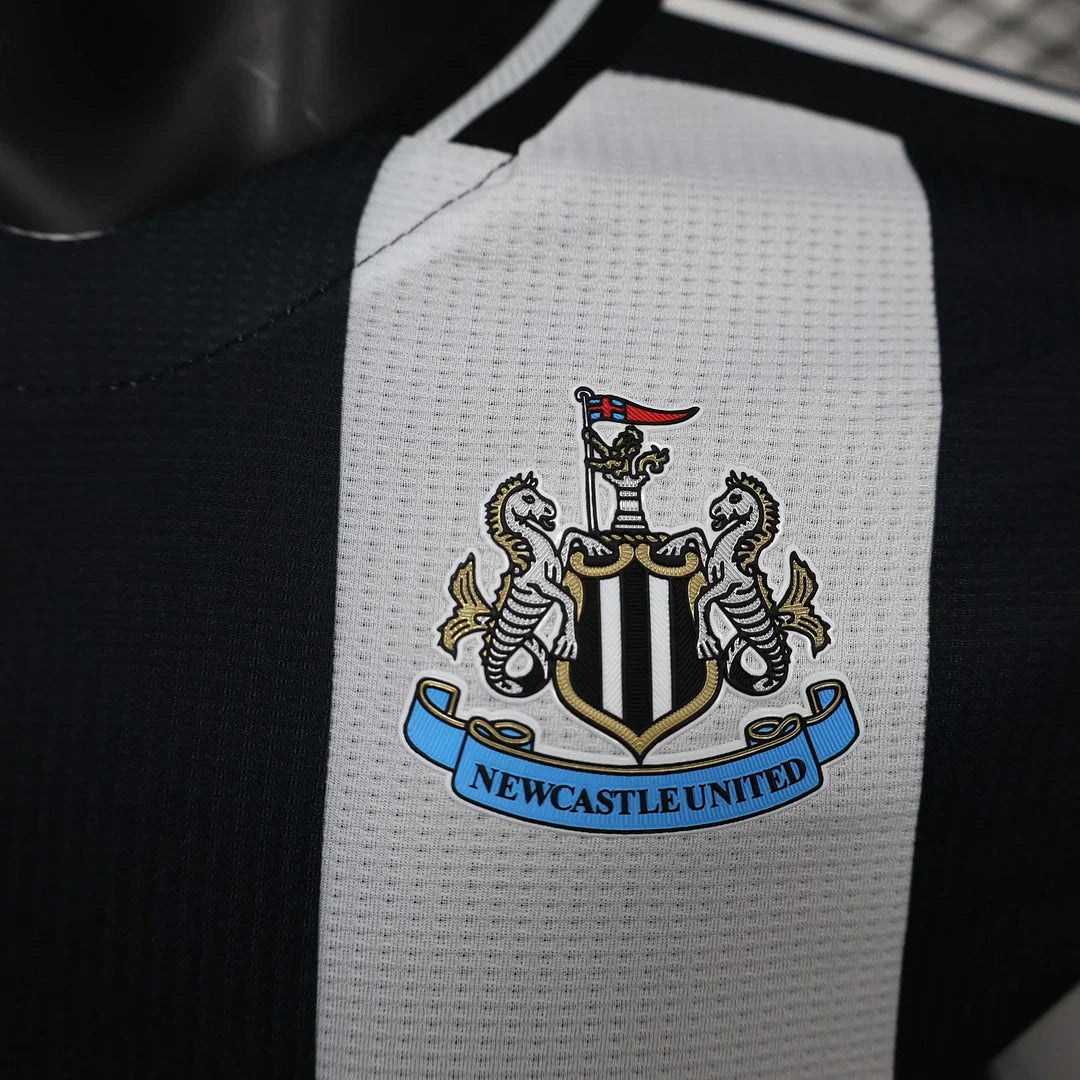 24/25 Newcastle United Home Kit