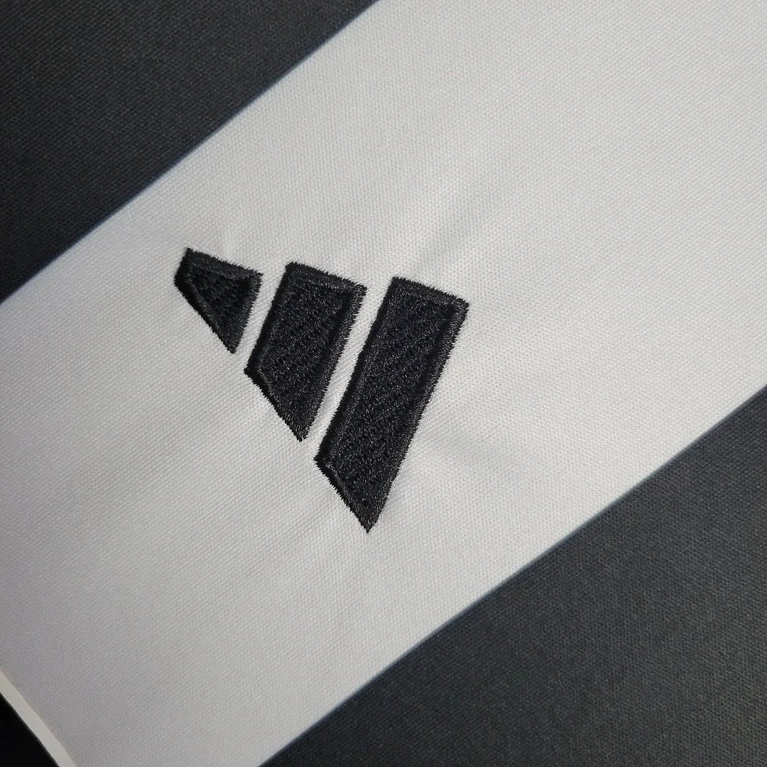 24/25 Newcastle United Home Tenue