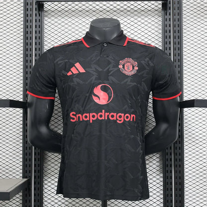 24/25 Manchester United Black Limited Jersey