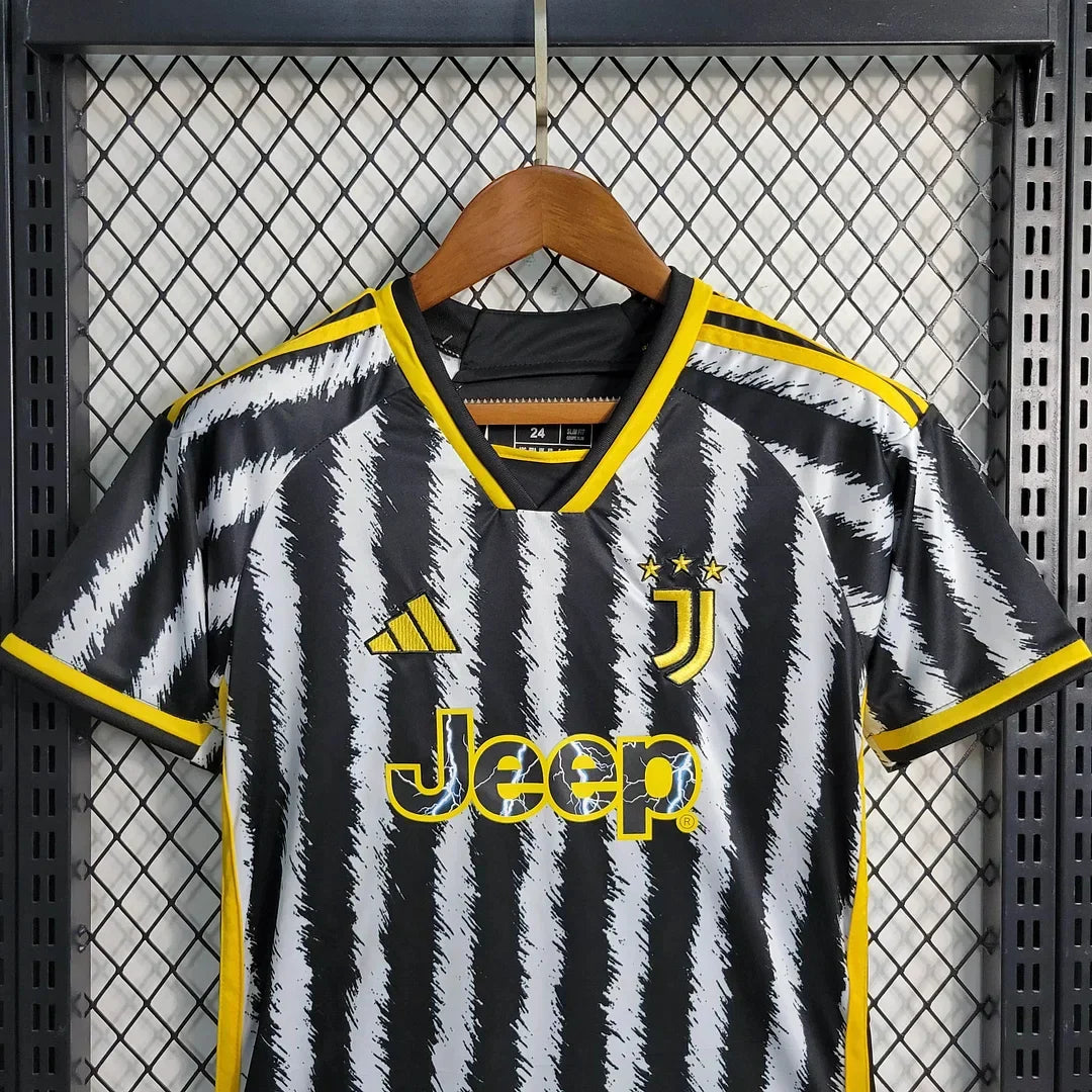 23/24 Juventus Home Kids Size