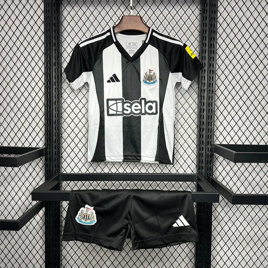 24/25 Newcastle United Home Kids Size