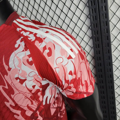 Manchester United "Flare of '99" Limited Jersey