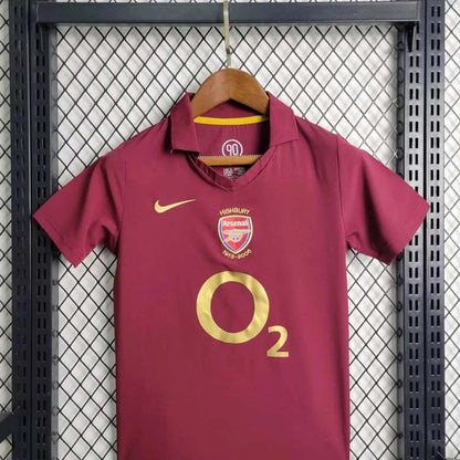 Arsenal 2005-2006 Home Kit