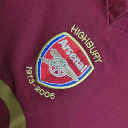 Arsenal 2005-2006 Home Kit