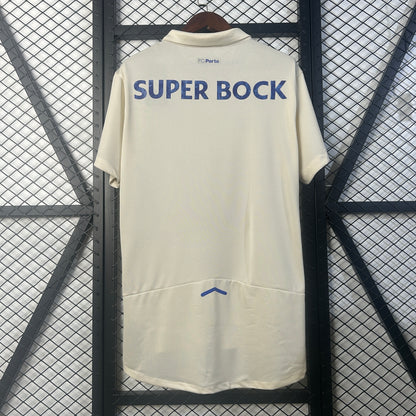 25/26 Porto Third away