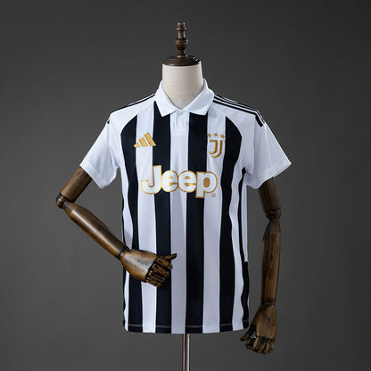 Juv 26/27 Home Kit