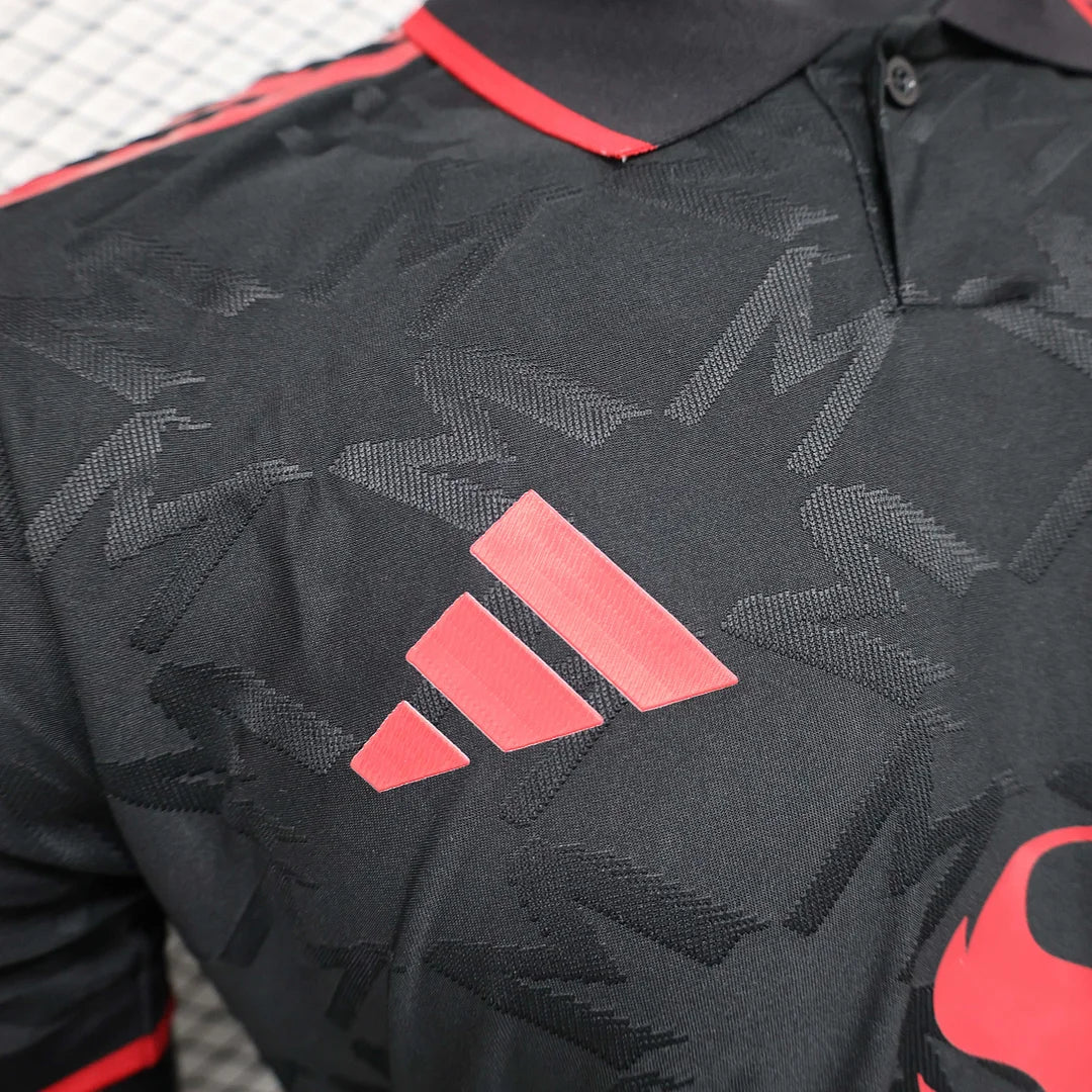 24/25 Manchester United Black Limited Jersey