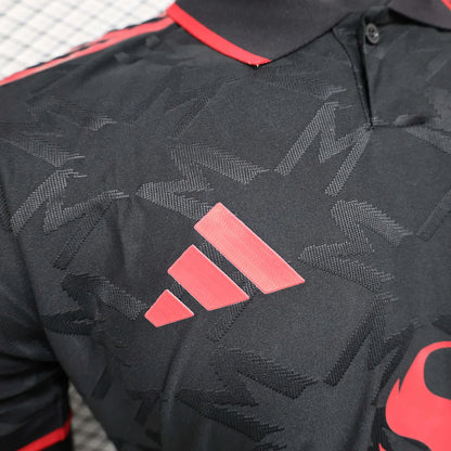 24/25 Manchester United Black Limited Jersey