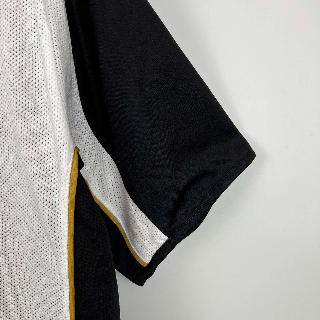 2001/2002 Retro Manchester United Away Jersey