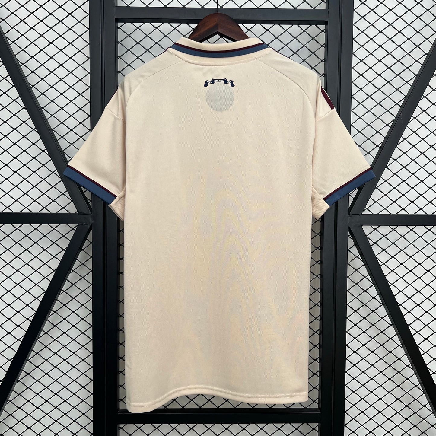 25/26 Ajax third away