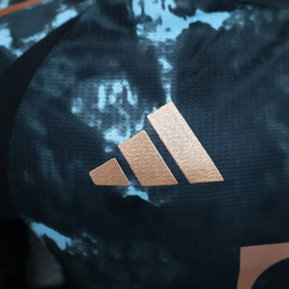 24/25 Bayern Munchen Limited Jersey