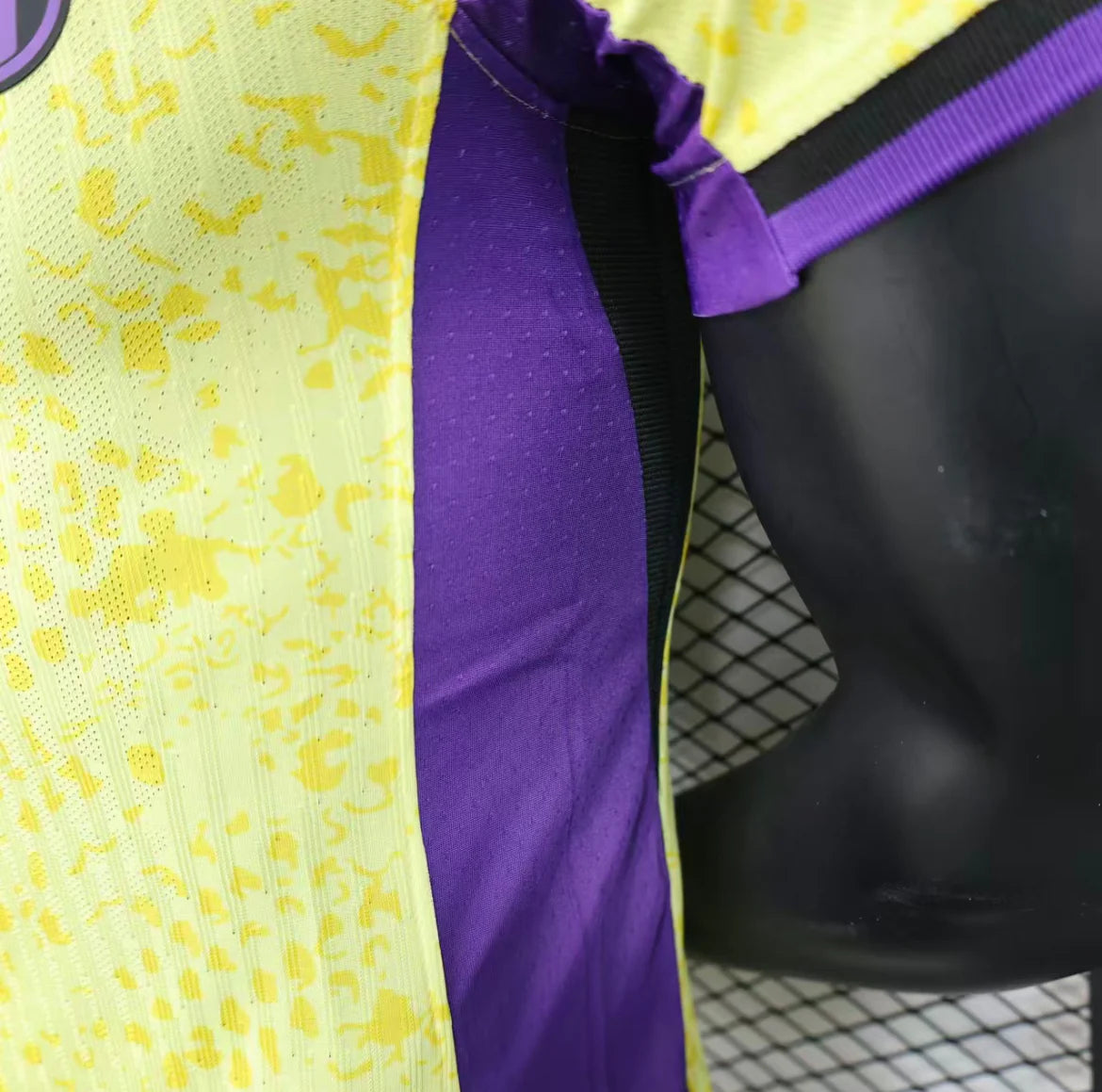 Barcelona x Mamba 25/26 Away Kit