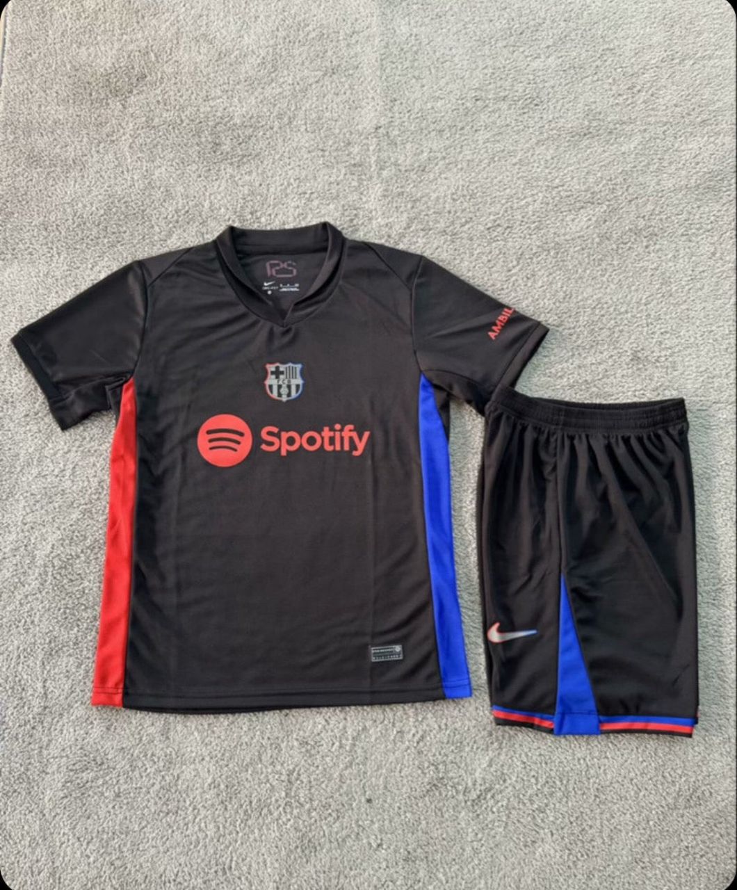 Barcelona Kids Uitssetje 24/25