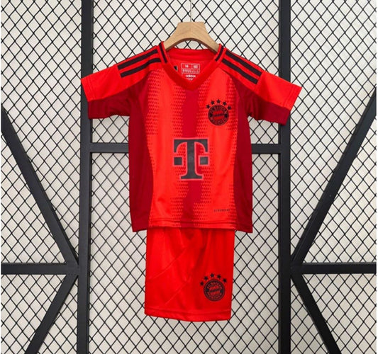 Bayern München Thuissetje 24/25