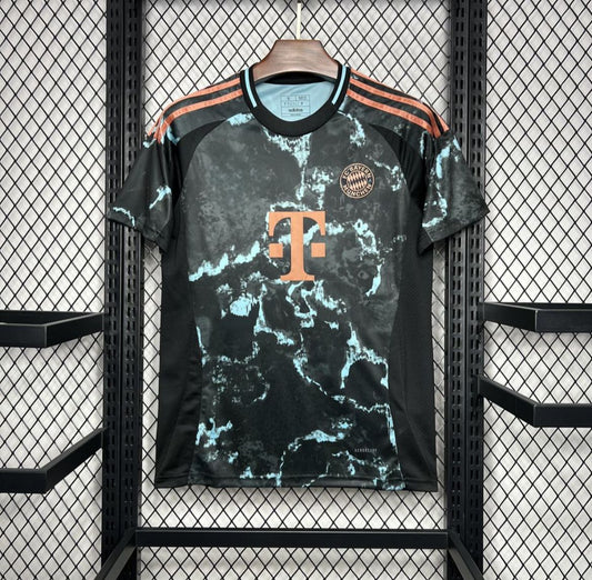Bayern München Uitshirt 24/25