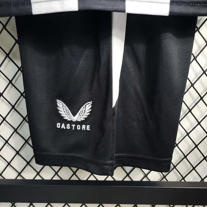 23/24 Newcastle United Home Tenue