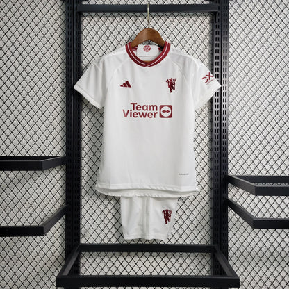 Manchester United 23/24 Third Away Tenue