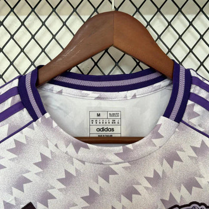 Manchester United "Purple Thunder" Limited Jersey