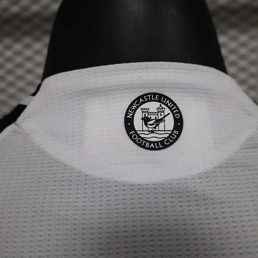 24/25 Newcastle United Home Kit