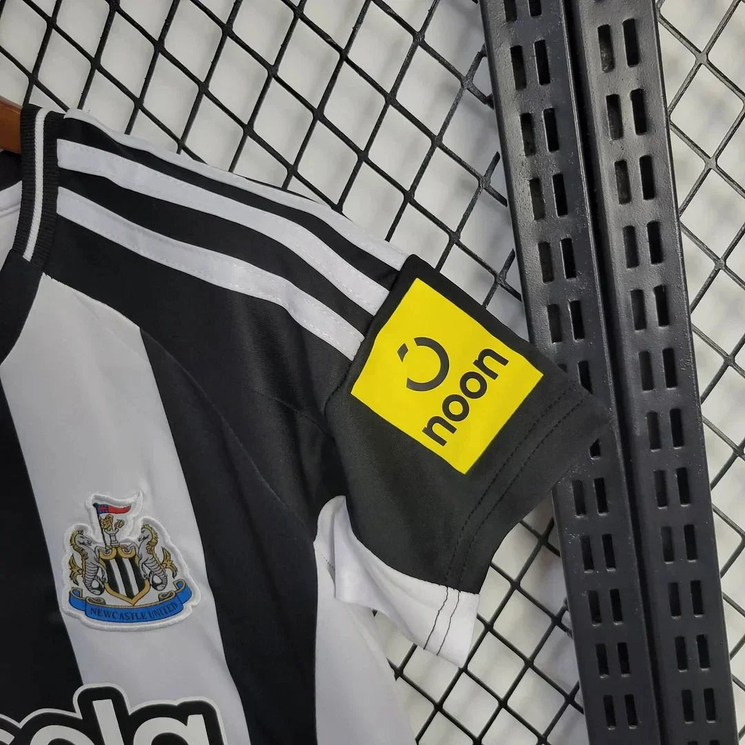 24/25 Newcastle United Home Tenue