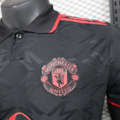24/25 Manchester United Black Limited Jersey