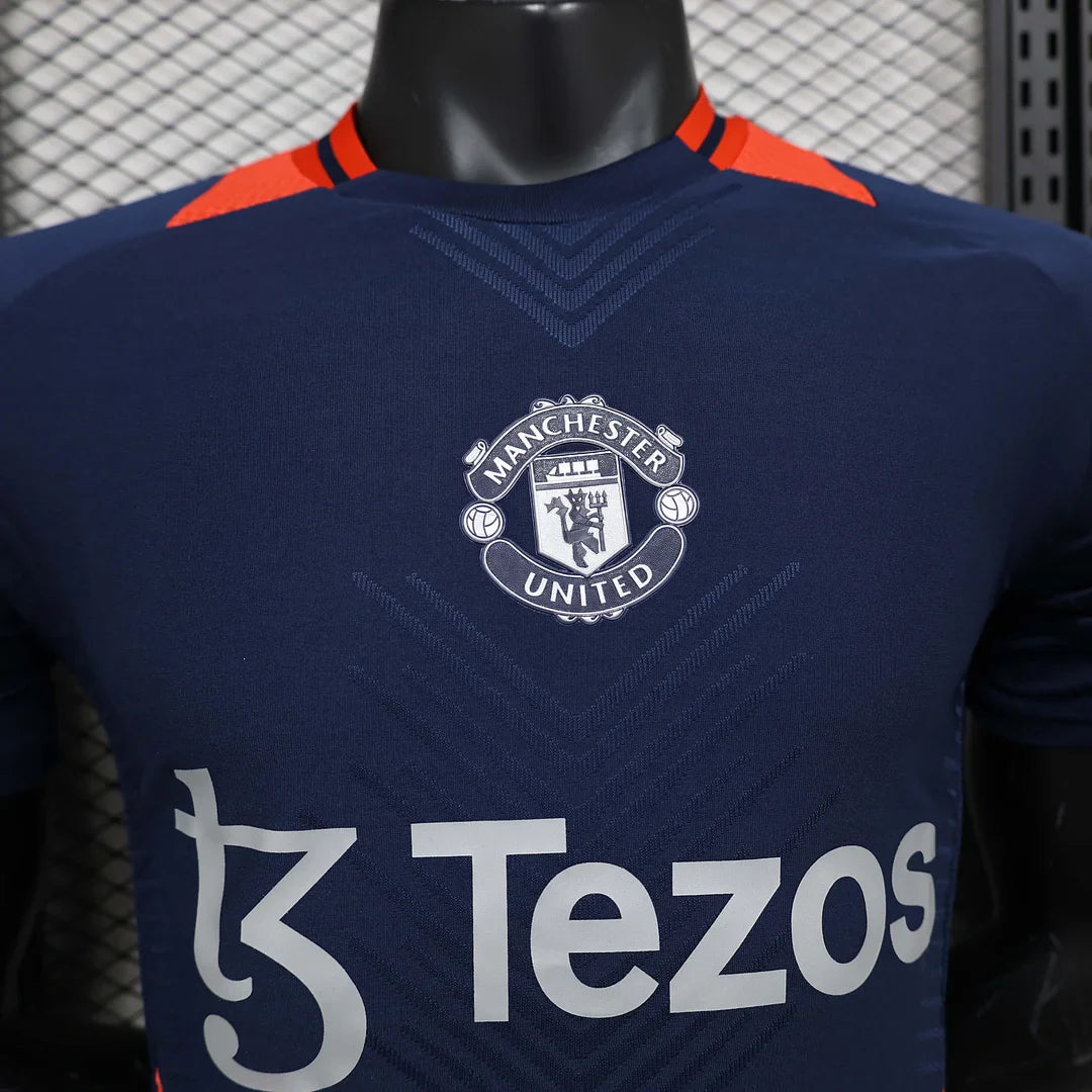 24/25 Manchester United Pre-match kit
