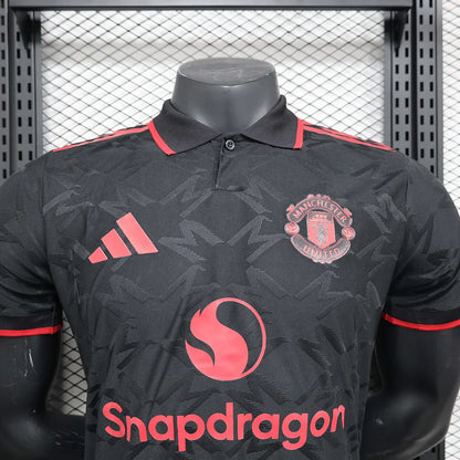 24/25 Manchester United Black Limited Jersey
