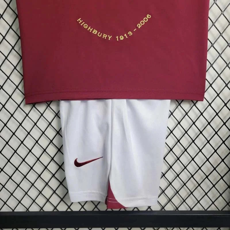 Arsenal 2005-2006 Home Kit
