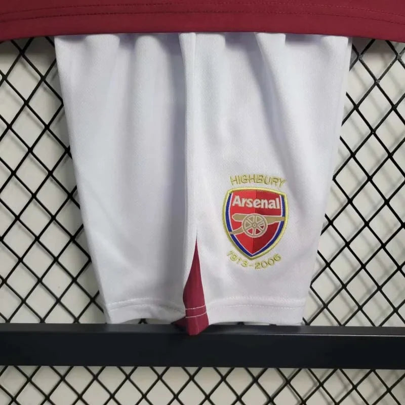 Arsenal 2005-2006 Home Kit